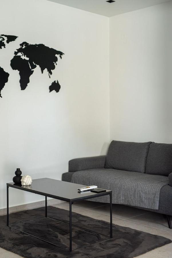 Minimal Art Studio Patras Exterior photo